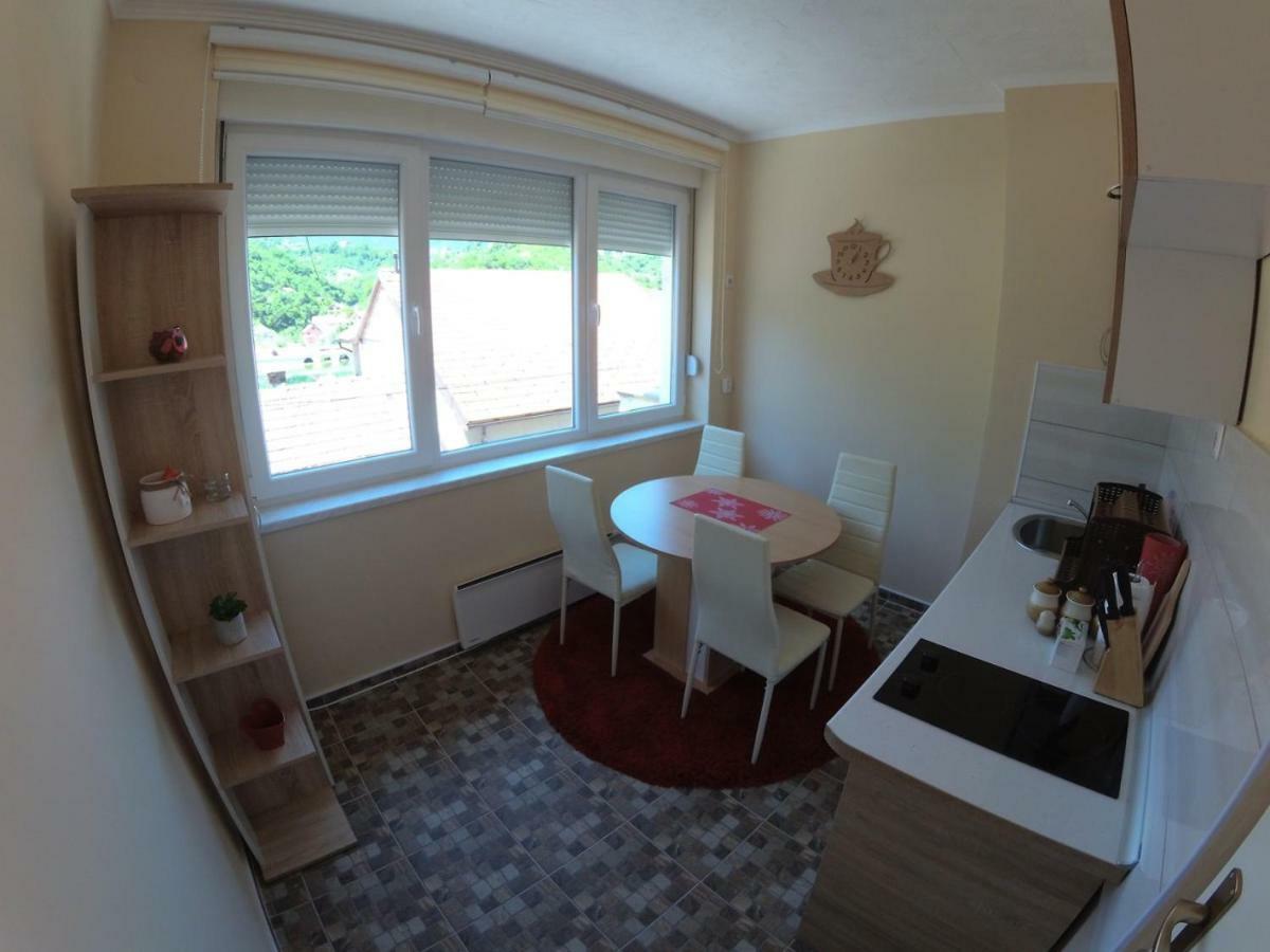 Apartman Trg Višegrad Zewnętrze zdjęcie
